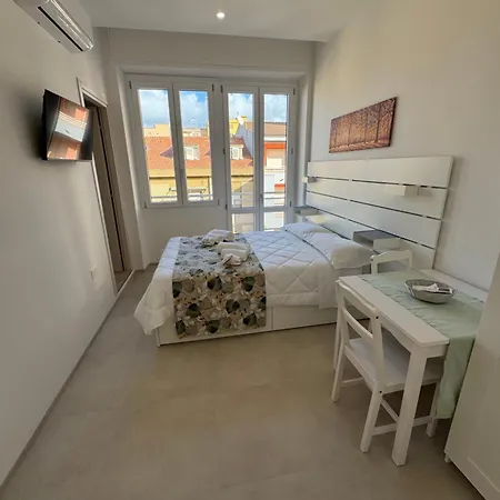 Mini Mono Cliniche & Ospedale Civile A Piedi Sassari