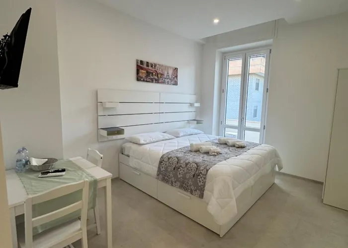 Mini Mono Cliniche & Ospedale Civile A Piedi Sassari